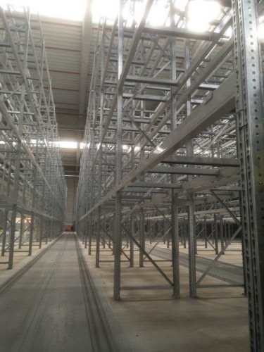 70 running metres of pallet racking 