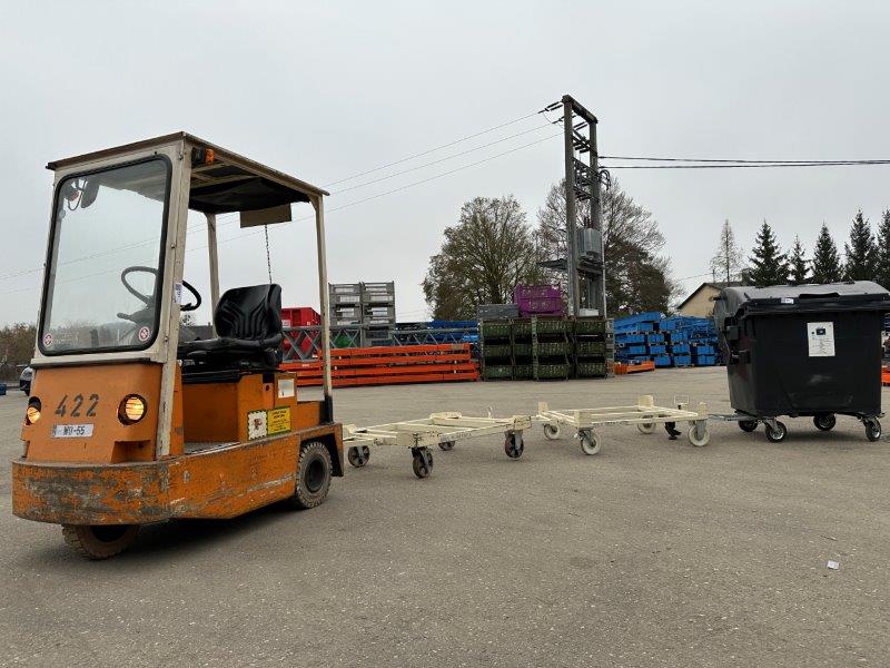 Sammelversteigerung Industrie: Elektroschlepper mit Rollwagen, Stahlbauträger