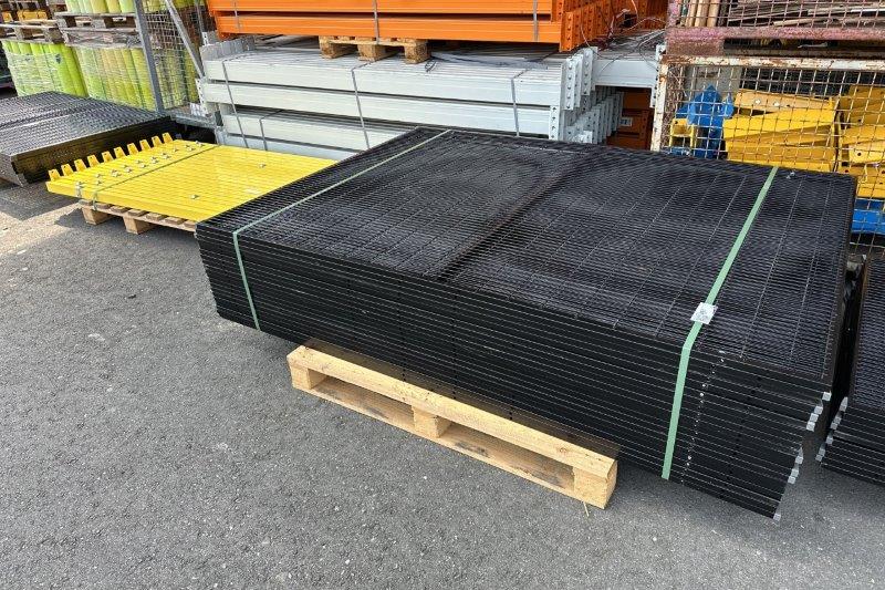 Sicherheits Gittereinhausungen mit Zubehör