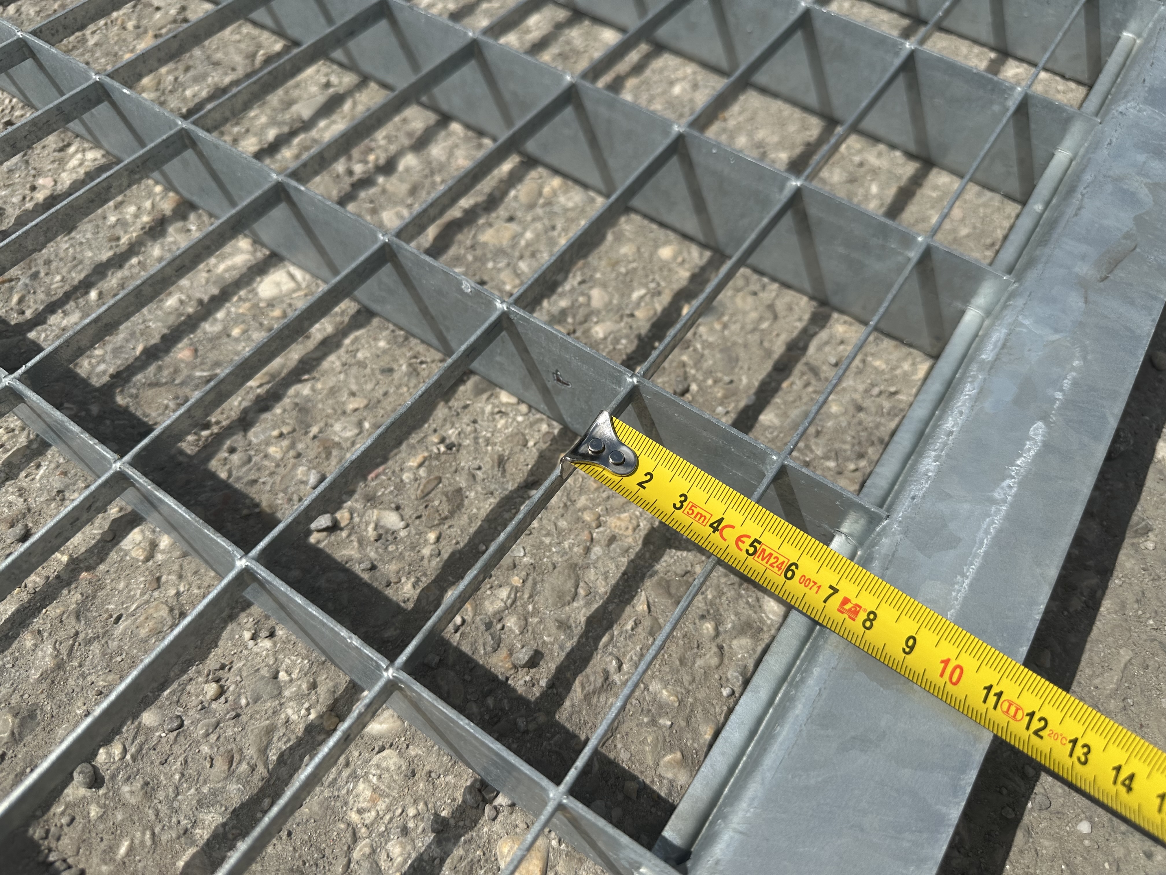 900 St. Einlagegitter für 110 cm tiefe Regale, gebraucht