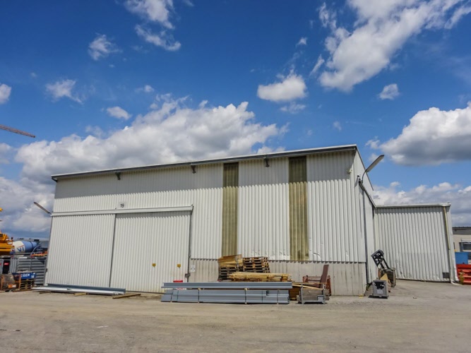 Hala stalowa o powierzchni 220 m²