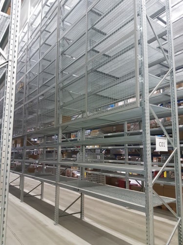20 linear metres of Schäfer PR600 shelving incl. inlay grid