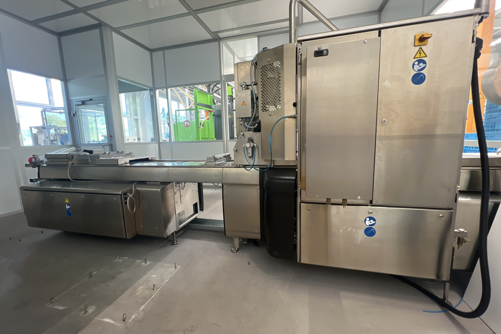 MULTIVAC R 245 Medical High-End Tiefziehverpackungsmaschine, neuwertig
