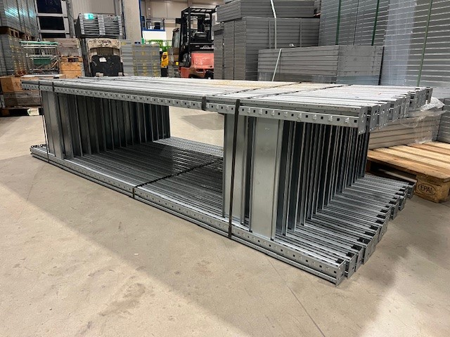 75 linear metres of Schäfer shelving, type R3000
