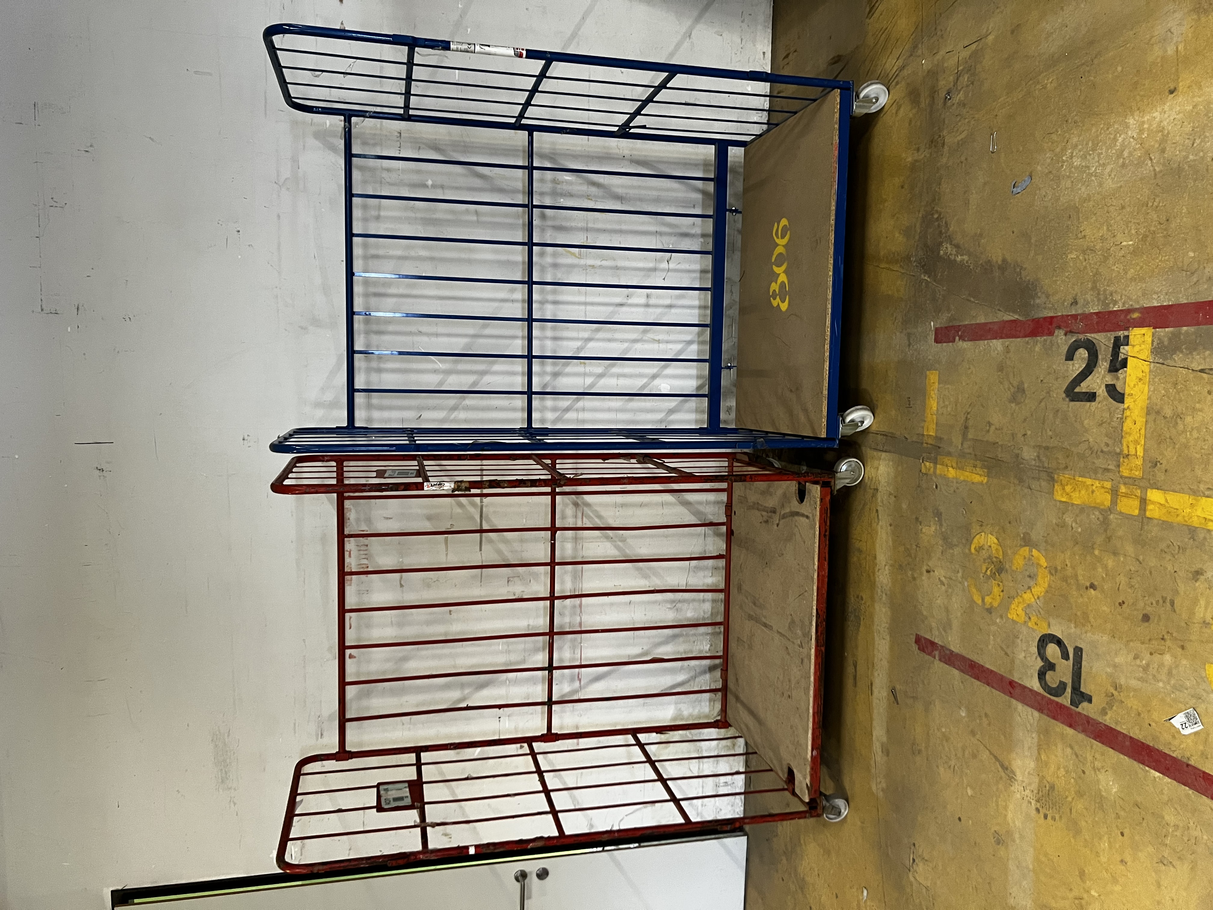 50 St. Corletten Wagen 122 x 82 x 196 cm, gebraucht