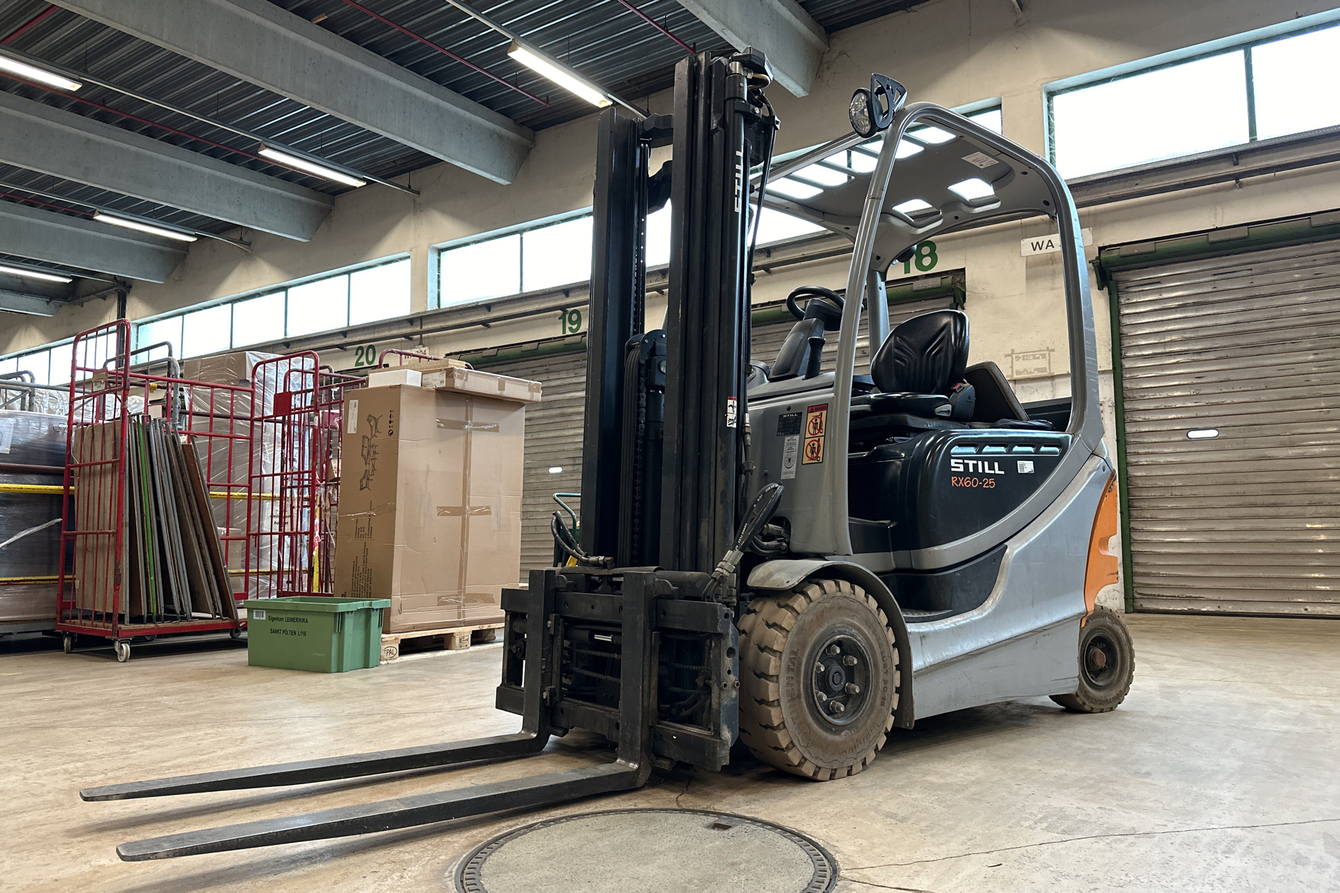 Elektro-Stapler: Gabelstapler, Hochregalstapler, Hochhubwagen - 70 Positionen