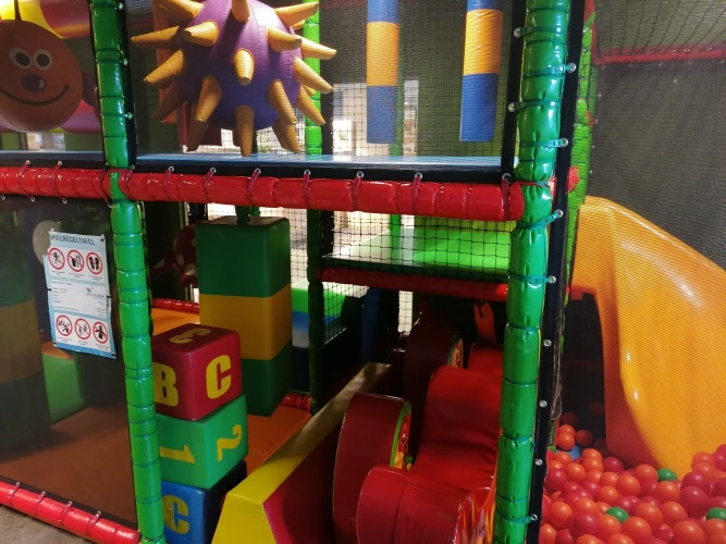 Kinder Indoor-Funpark
