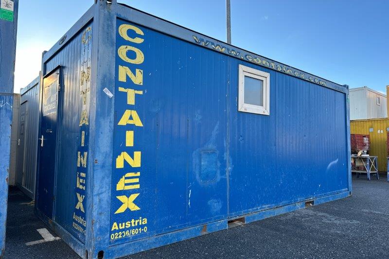 Sortimentsbereinigung Bauunternehmen: Sanitär-Baucontainer Werkzeuge, Ausstattung, Standort Horn