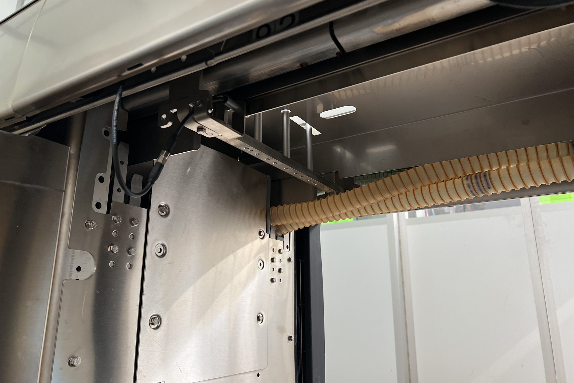 MULTIVAC R 245 Medical High-End Tiefziehverpackungsmaschine, neuwertig