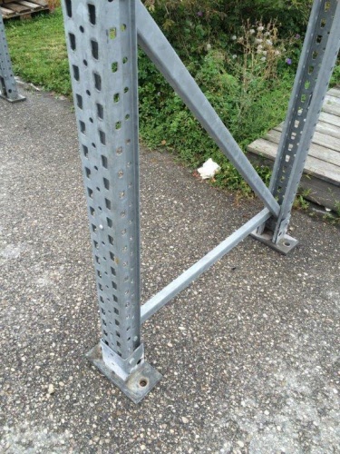 23 metri lineari di scaffalature portapallet zincate Voest