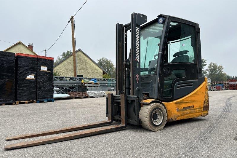 Sammelversteigerung Gewerbe und Industrie: Elektrostapler, Hochhubwagen und Lagertechnik