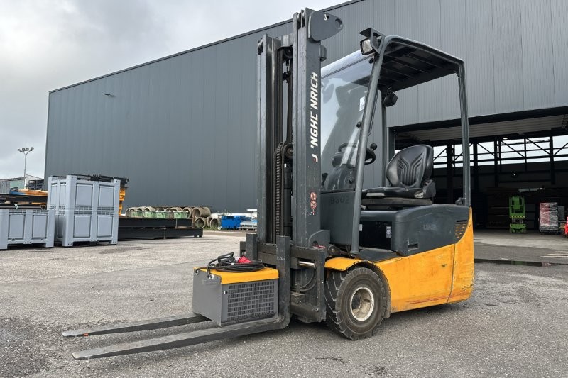 Sammelversteigerung: Industrie und Gewerbe