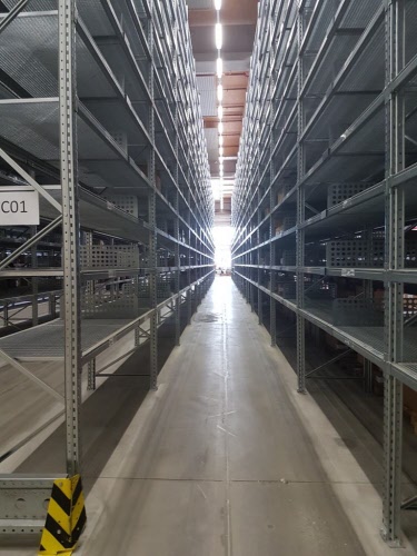 20 linear metres of Schäfer PR600 shelving incl. inlay grid