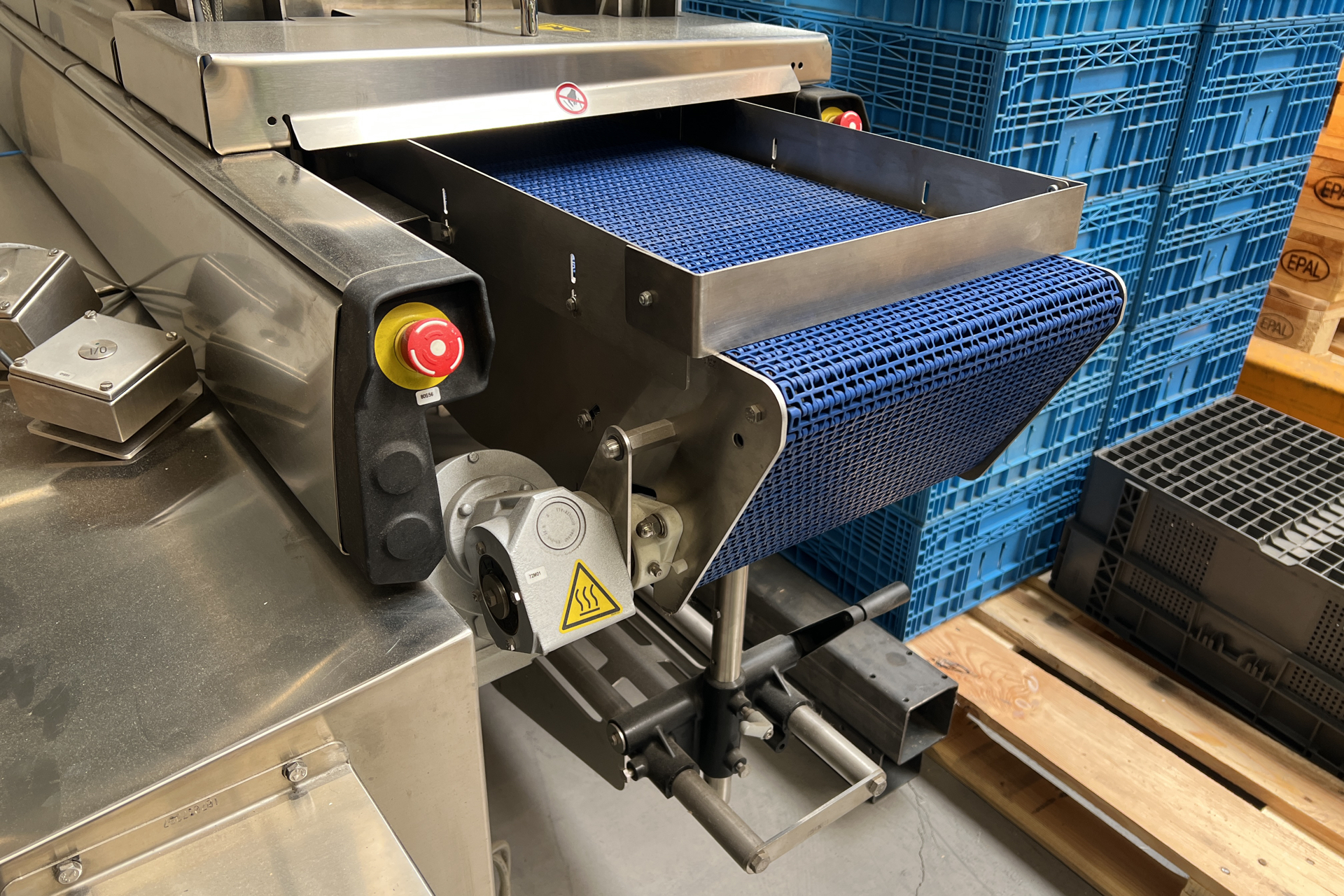 MULTIVAC R 245 Medical High-End Tiefziehverpackungsmaschine, neuwertig
