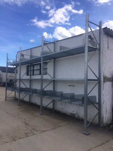 20 linear metres of Schäfer PR600 shelving incl. inlay grid