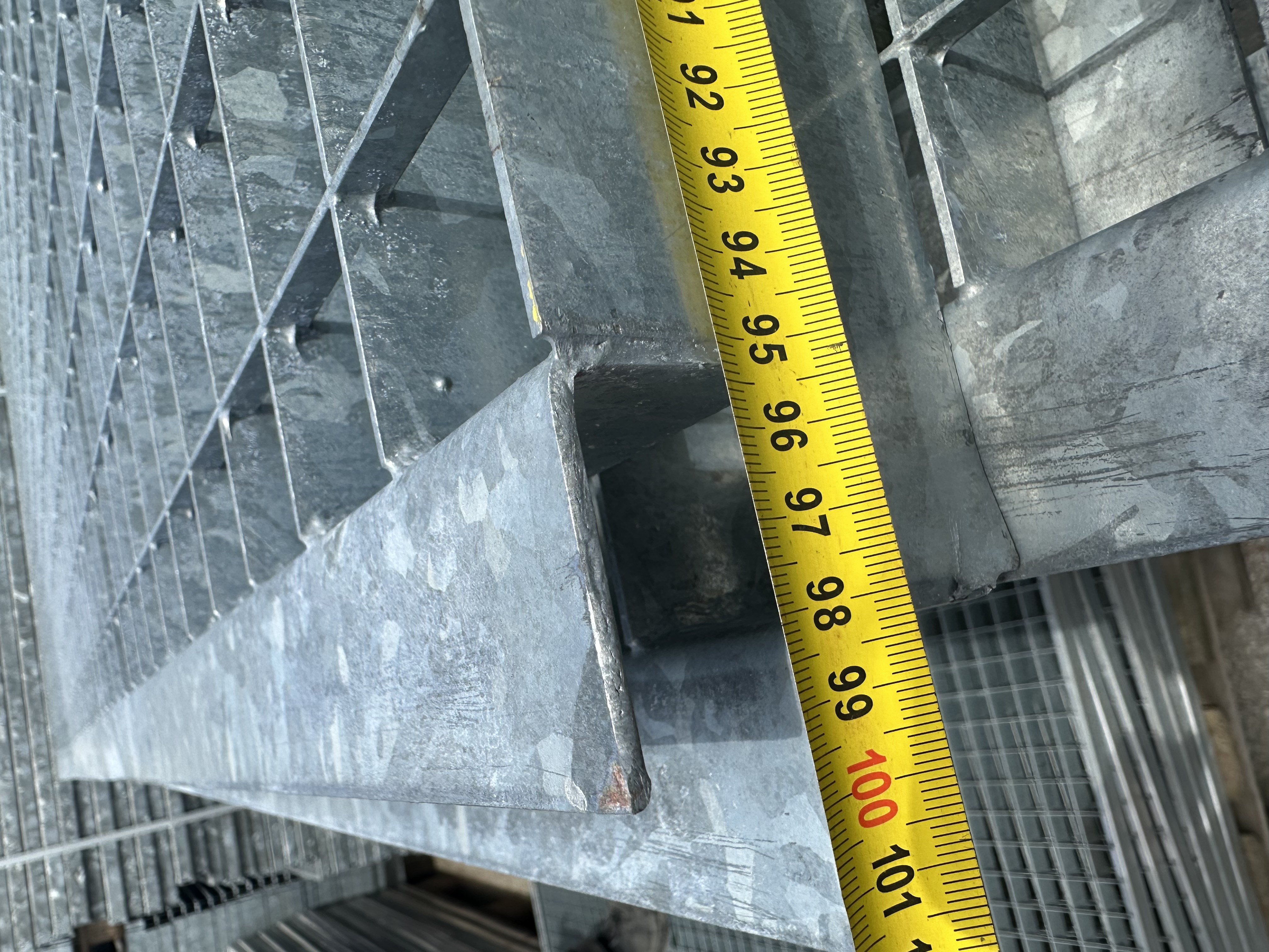 70 St. Einlagegitter für 105 cm tiefe Regale, gebraucht