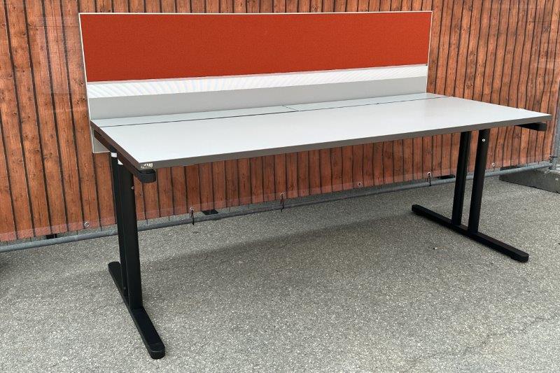 Büromöbelauktion - Hali