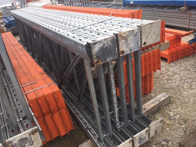 42.1 linear metres of Schäfer pallet racking