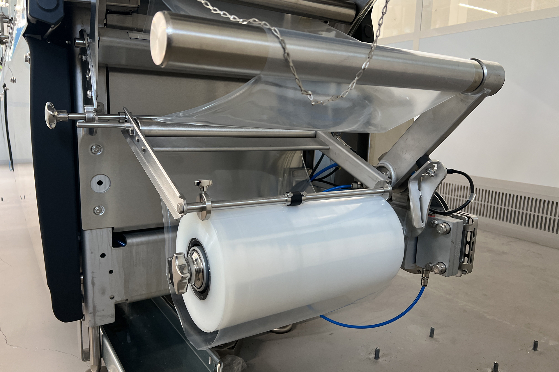 MULTIVAC R 245 Medical High-End Tiefziehverpackungsmaschine, neuwertig