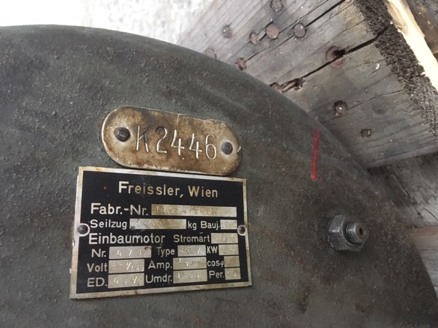Cable pull