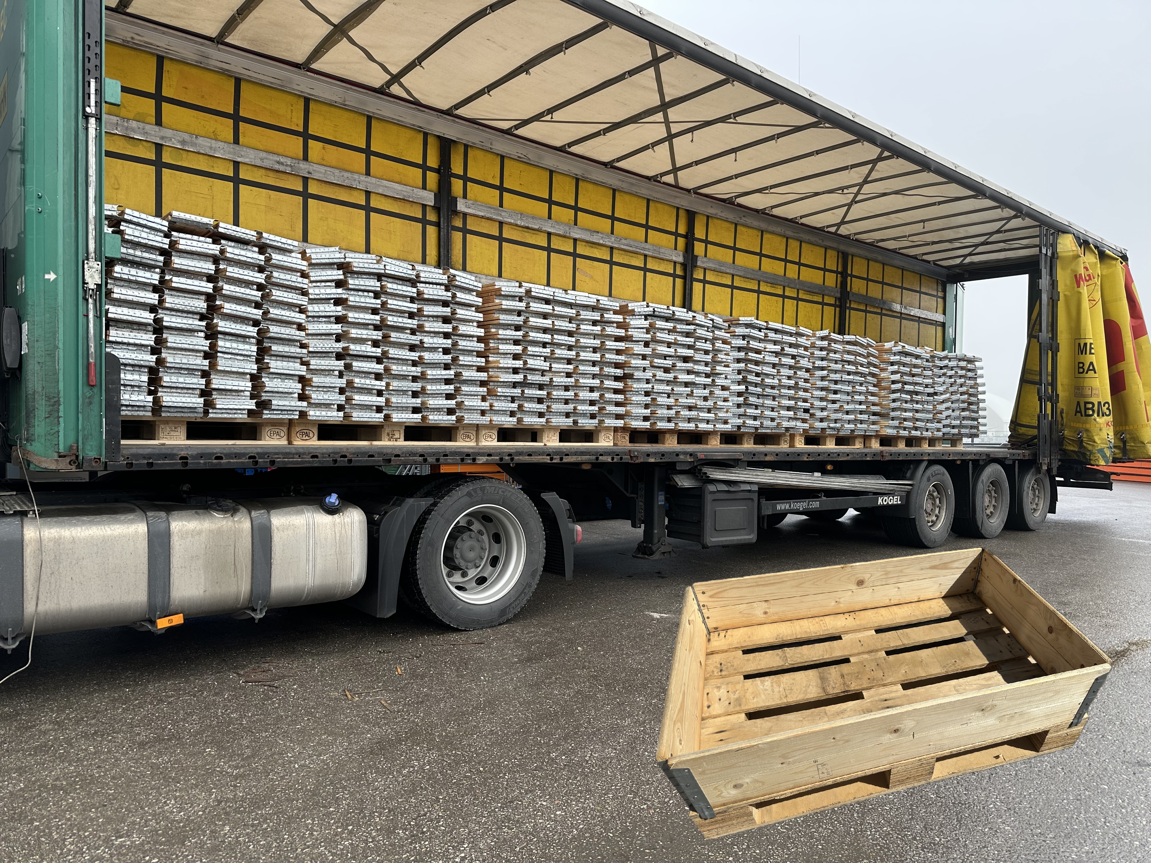 2.000 St. Holzaufsatzrahmen für Europalette  120 x 80 x 20 cm neuwertig