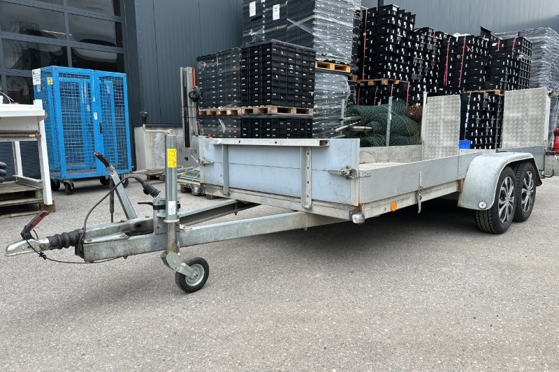 Sammelversteigerung: Industrie und Gewerbe