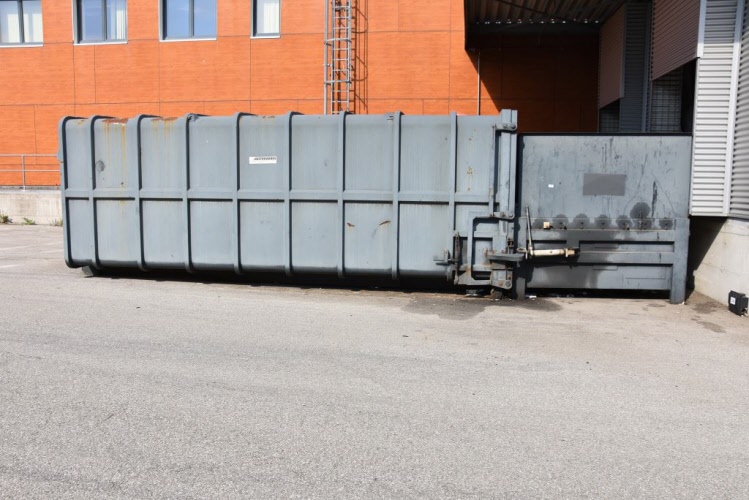 Pressing container incl. pressing unit