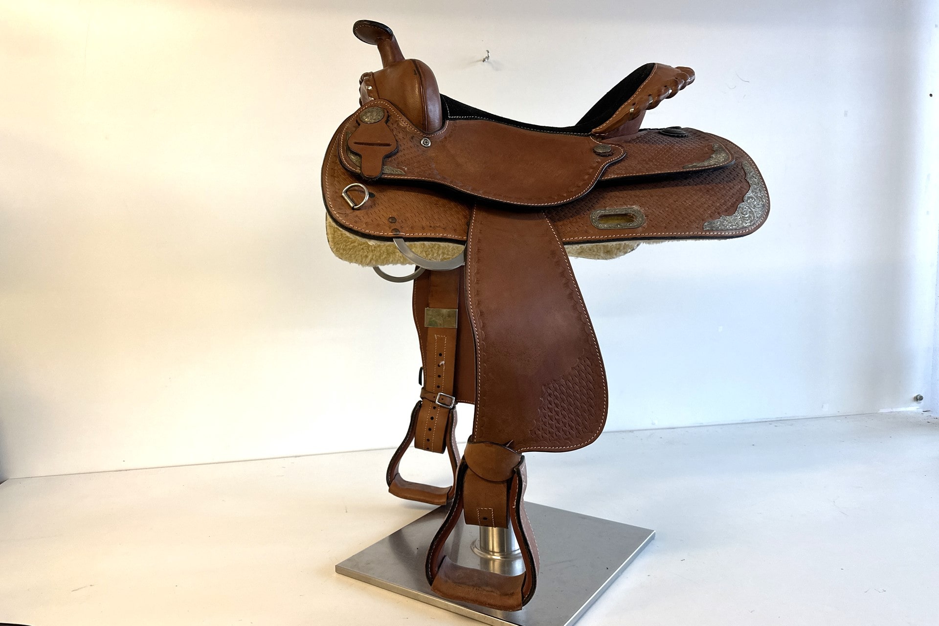 Reitsportzubehör: Reitsättel, Bekleidung und Zubehör