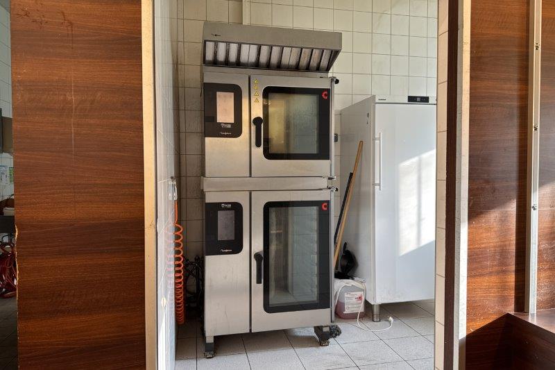 Standortauflösung Supermarkt: Geschäftsausstattung