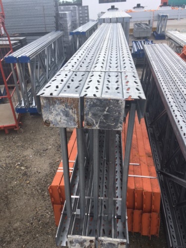 42.1 linear metres of Schäfer pallet racking