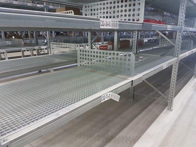 20 linear metres of Schäfer PR600 shelving incl. inlay grid