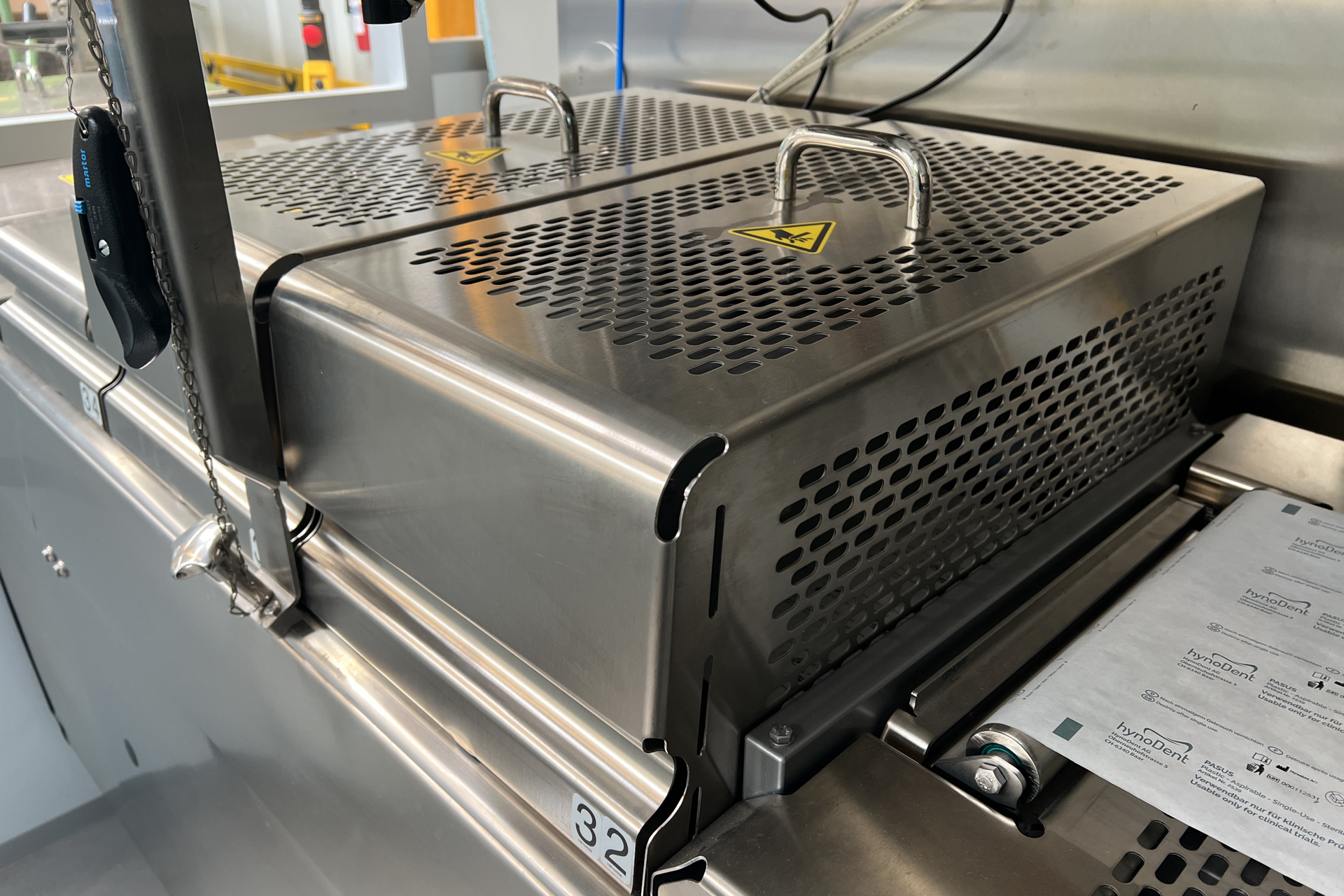 MULTIVAC R 245 Medical High-End Tiefziehverpackungsmaschine, neuwertig