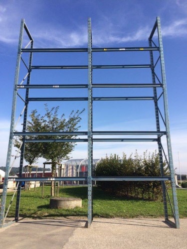 30 linear metres of Hubertus pallet racking