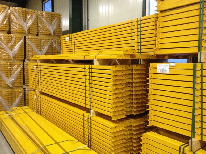 60 linear metres of Jungheinrich MPB pallet racking