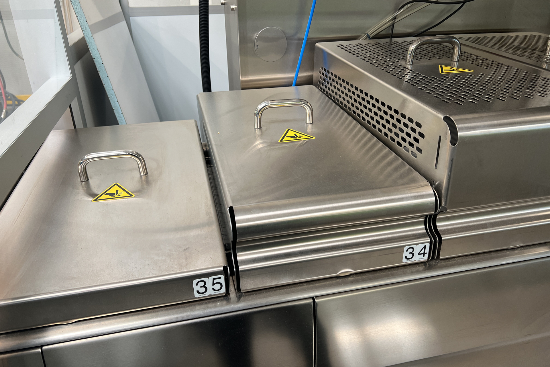 MULTIVAC R 245 Medical High-End Tiefziehverpackungsmaschine, neuwertig