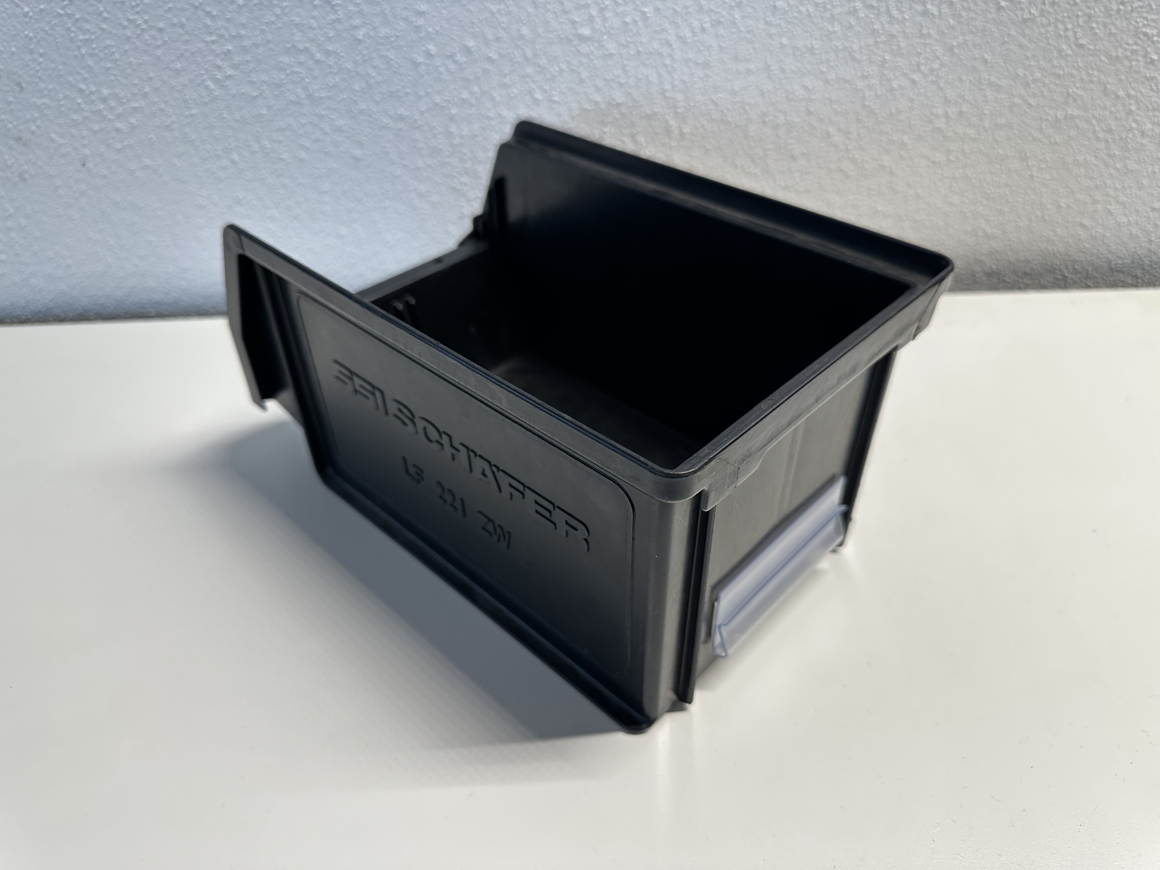 2000 db SSI Schäfer átlátszó raktározódoboz, 23,4 x 15 x 12,4 cm, használt