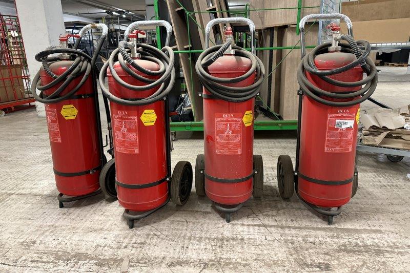 Kika/Leiner: Sammelversteigerung: 1€ Auktion