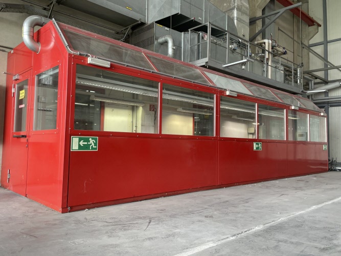 Schallschutzkabinen und Brandschutztüre
