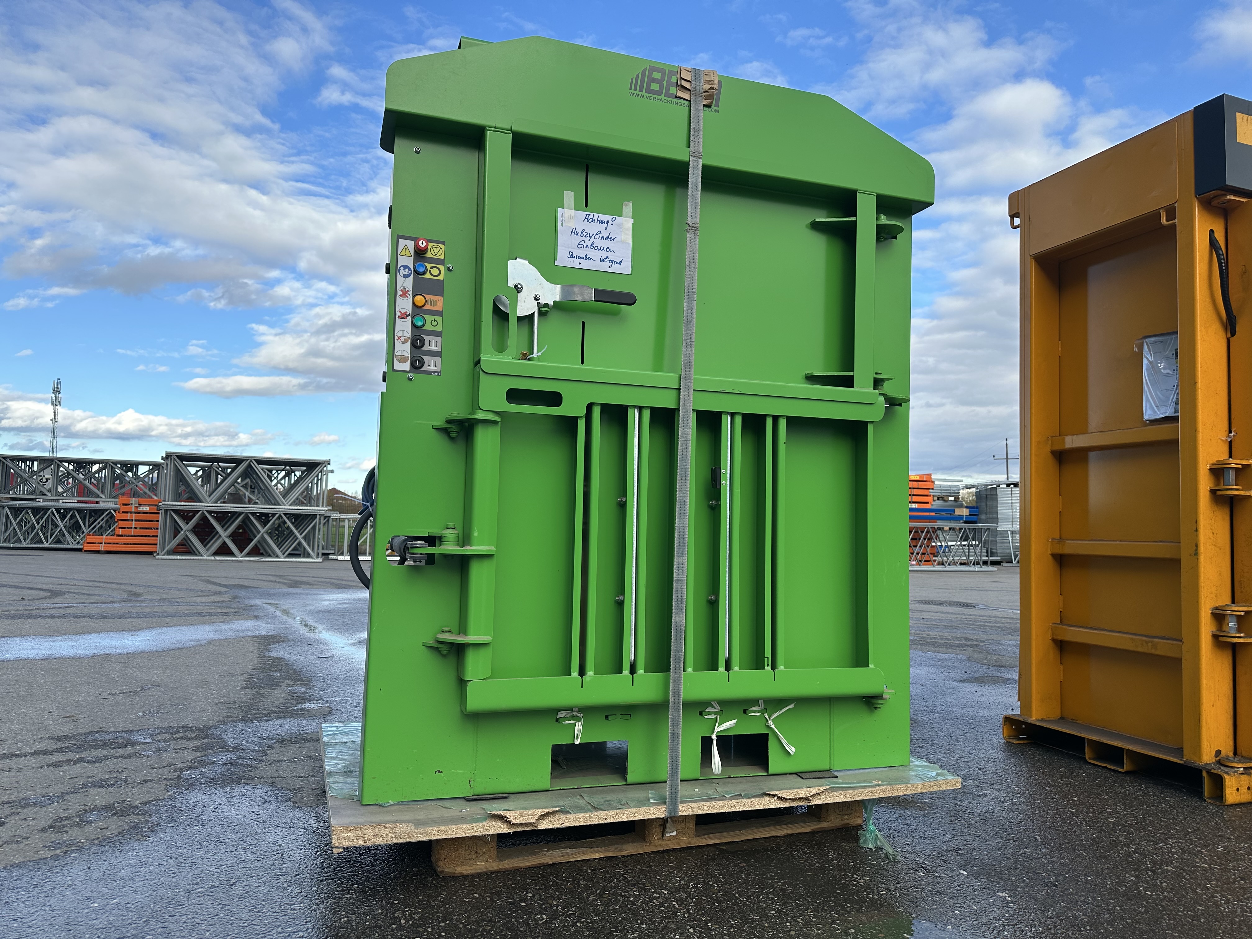 Kammerpresse - Ballenpresse MACFAB BMF150 HT, gebraucht