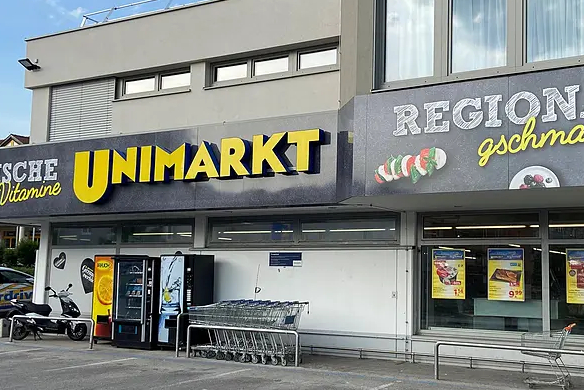 Standortauflösung Unimarkt Leonding: Geschäftsausstattung