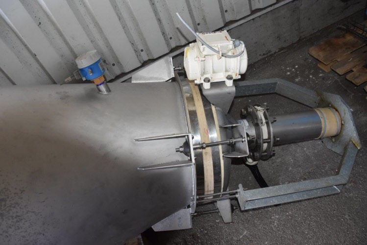 Silo di riempimento in acciaio inox con vibratore