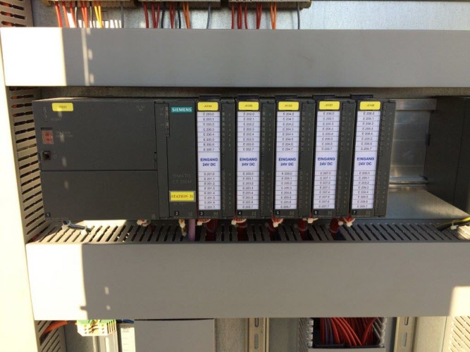 Switch cabinet P33