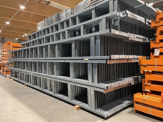 75 linear metres of Schäfer shelving, type R3000