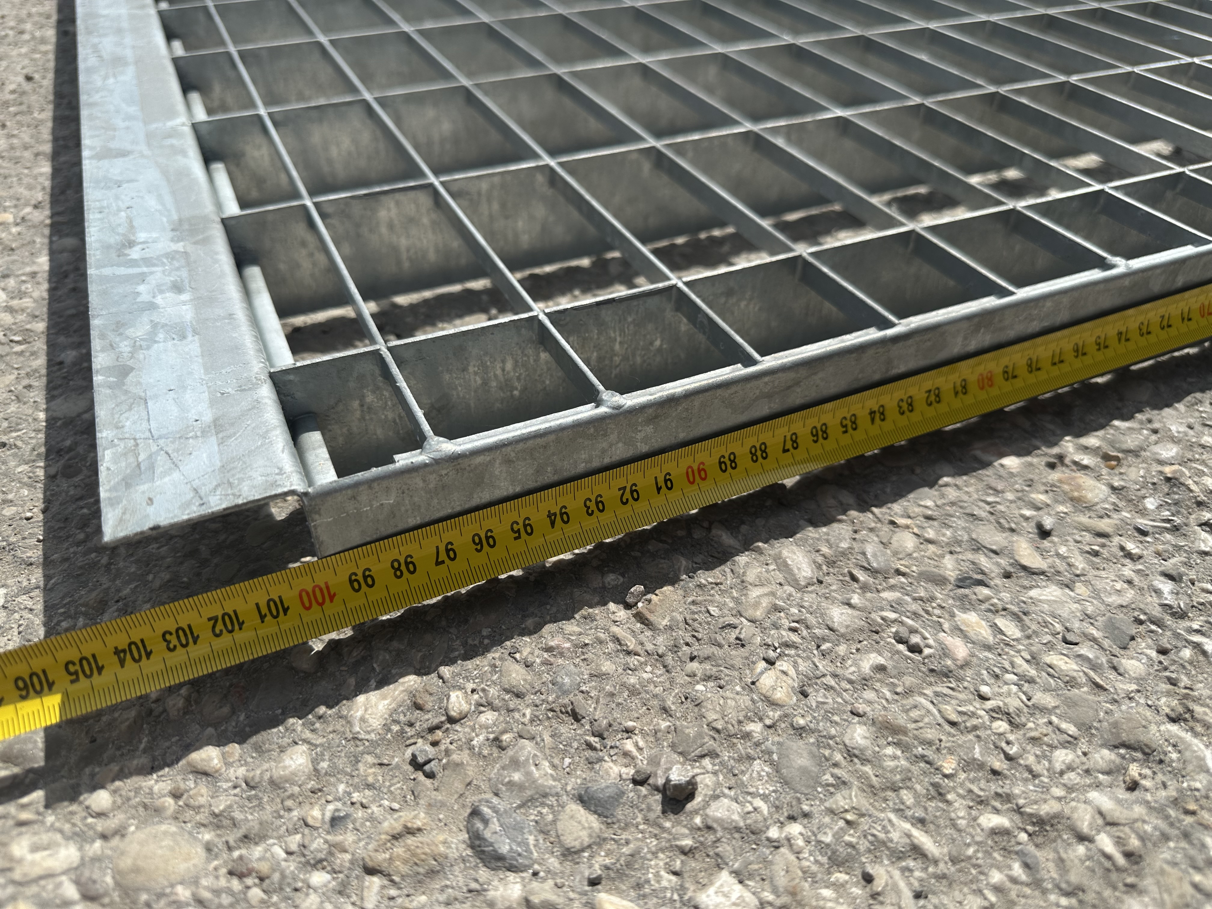 900 St. Einlagegitter für 110 cm tiefe Regale, gebraucht